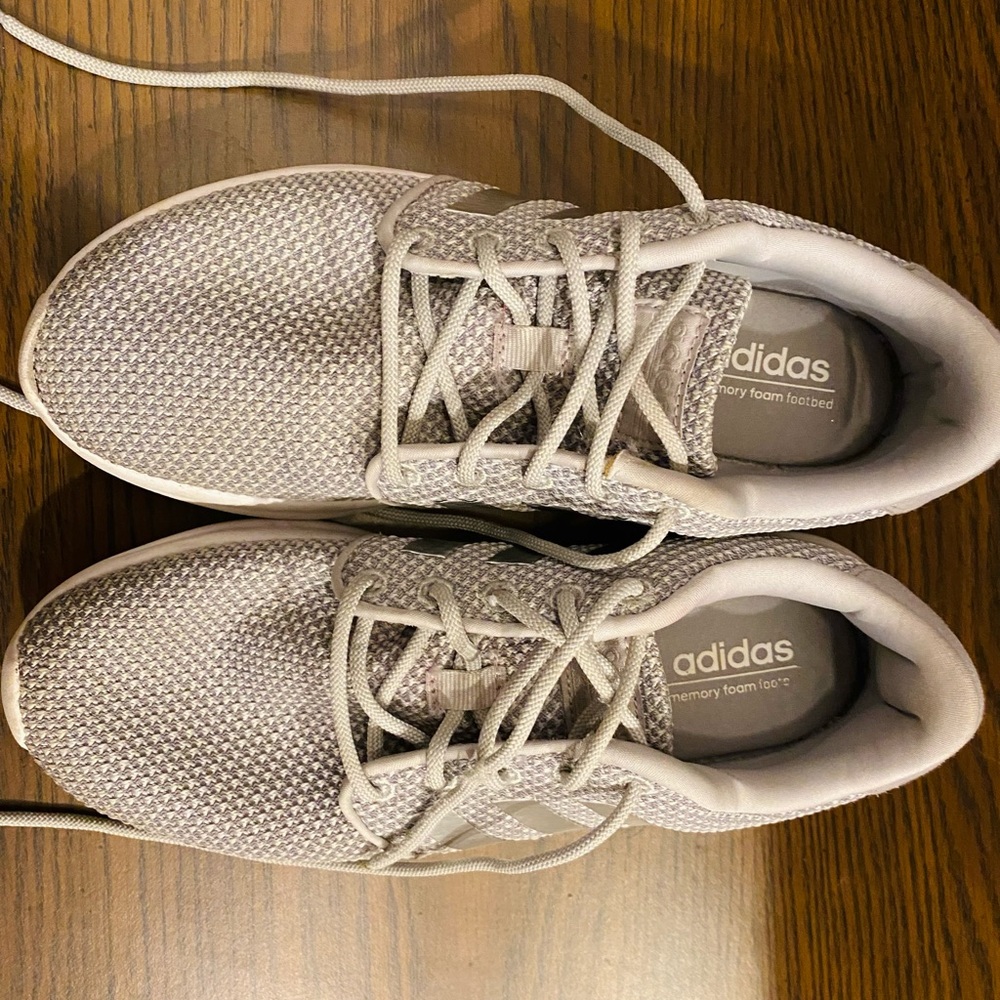 ADIDAS grey sneakers 👟